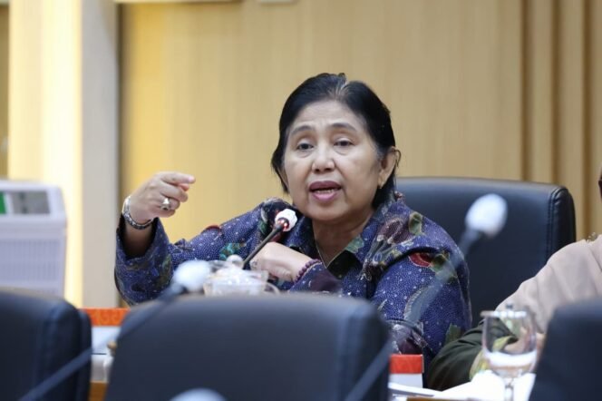 
					Anggota Komisi IX DPR RI Irma Suryani berbicara saat Rapat Kerja dengan Menteri Kesehatan di Gedung Nusantara I, Kompleks Parlemen, Senayan, Jakarta, Kamis (27/8/2026). Foto:Arifman/jk