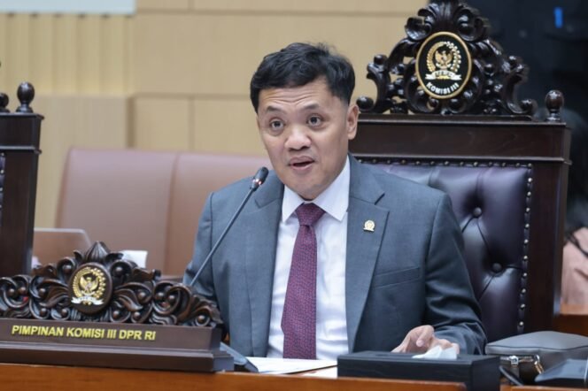 
					Ketua Komisi III DPR RI, Habiburokhman. Foto: Dev/Arifman
