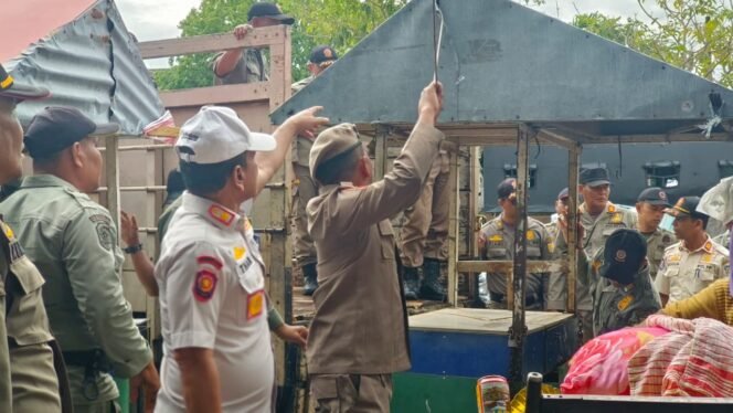 
					Apresiasi Terus Mengalir, Relokasi Pedagang Sirih Bikin Masjid Raya Baiturrahman Lebih Estetik