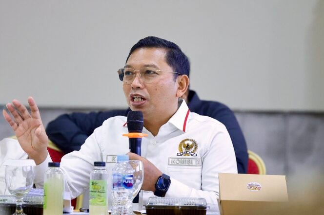 
					Anggota Komisi IX DPR RI, Zainul Munasichin, saat mengikuti kunjungan kerja spesifik Komisi IX DPR RI ke Pontianak, Kalimantan Barat, Jumat (25/9/2026). Foto: Karisma