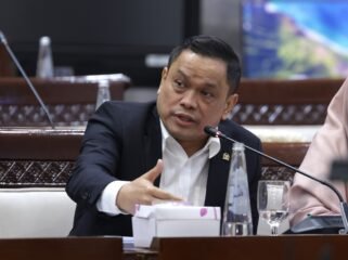 Anggota Komisi XI DPR RI Charles Meikyansah, dalam Rapat Dengar Pendapat Umum (RDPU) Komisi XI DPR RI bersama perwakilan BWI dan DSI di Gedung Nusantara I, Kompleks Parlemen, Senayan, Jakarta, Selasa (22/9/2026). Foto: Kresno/Karisma
