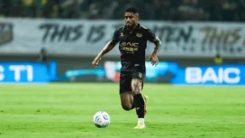 Gelandang bertahan Dewa United Banten FC, Jean Mangabeira