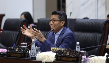 Ketua Komisi XI DPR RI Mukhamad Misbakhun, dalam Rapat Dengar Pendapat Umum (RDPU) di Gedung Nusantara I, Kompleks Parlemen, Senayan, Jakarta, Selasa (22/9). Foto: Kresno/Karisma