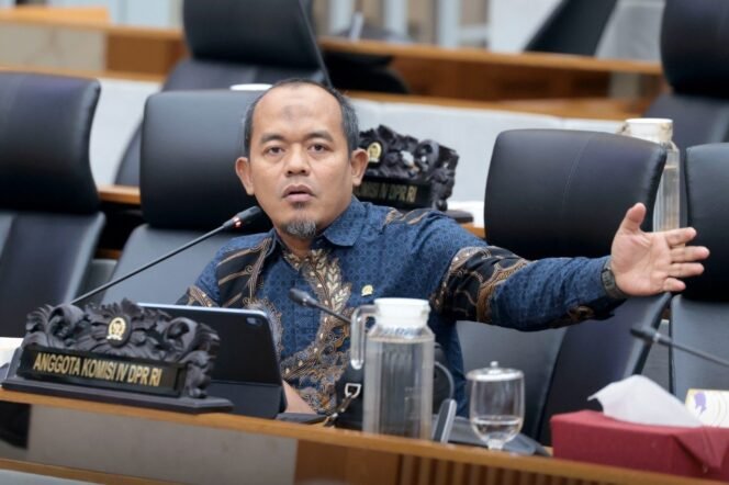 
					Anggota Komisi IV DPR RI Riyono. Foto: Mario/jk