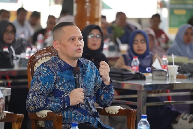 
					Ketua Mahkamah Kehormatan Dewan (MKD) DPR RI, Nazaruddin Dek Gam
