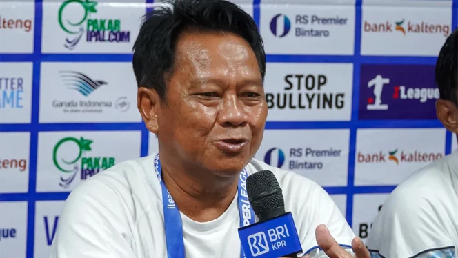 
					Pelatih Isenmulang Kalteng FC, Mundari Karya